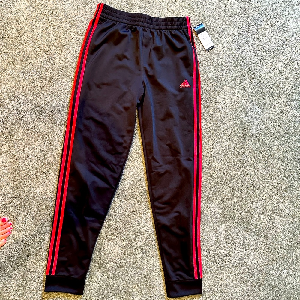 NWT Adidas Tricot joggers - Black/Red - Big Boys Sz L (14/16)